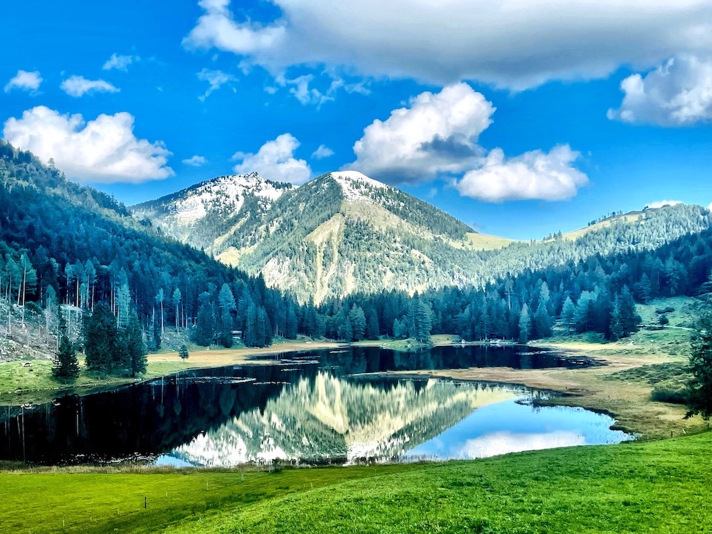 Seewaldsee mit Gipfel Spiegelung